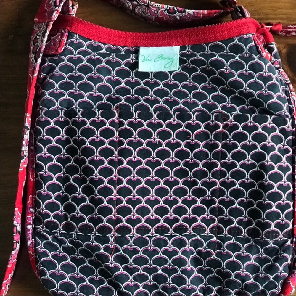 Vera Bradley Red/Black Cross Body Purse, 10” X 10.5” - Picture 6 of 8